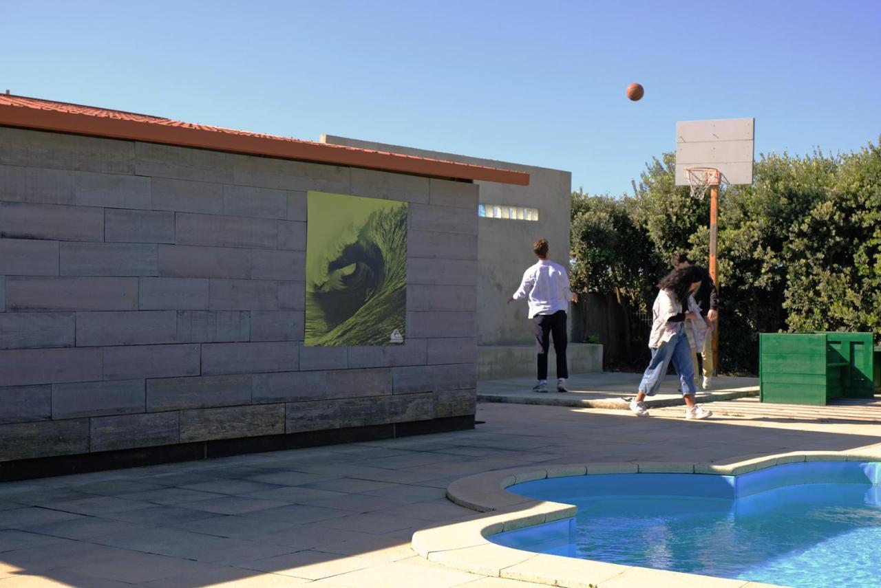 Freesurfcamp & Hostel Baleal Bagian luar foto