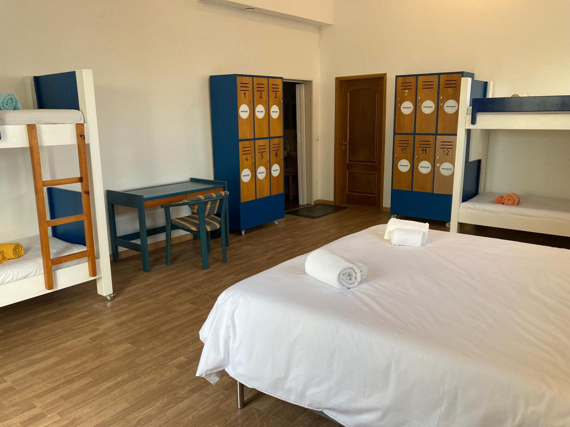Freesurfcamp & Hostel Baleal Bagian luar foto